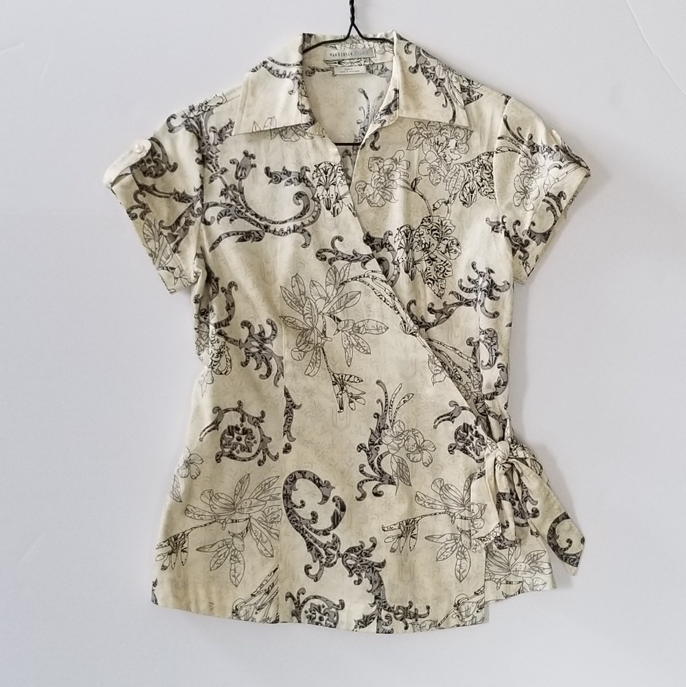 VanHeusen Studio Ivory and Gray Blouse Sz XS